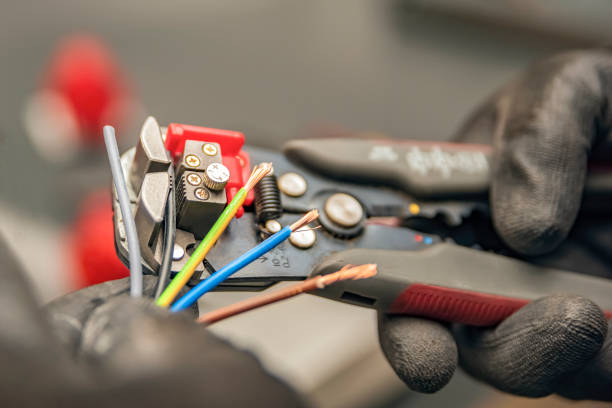 Best Emergency Electrician Near Me  in Lordstown, OH